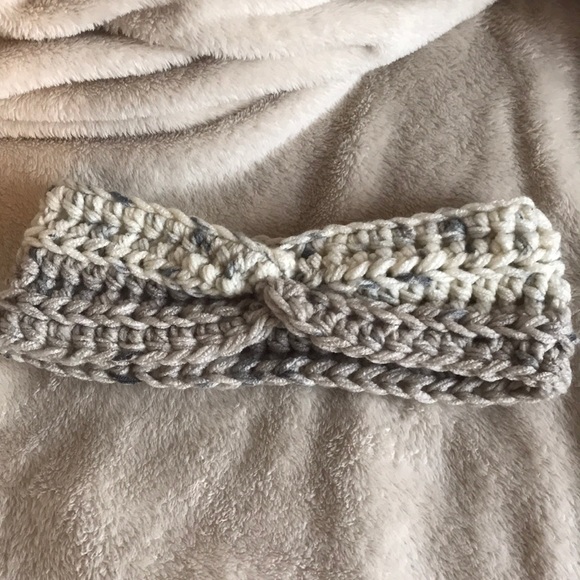 Handmade Headscarf - Picture 4 of 5